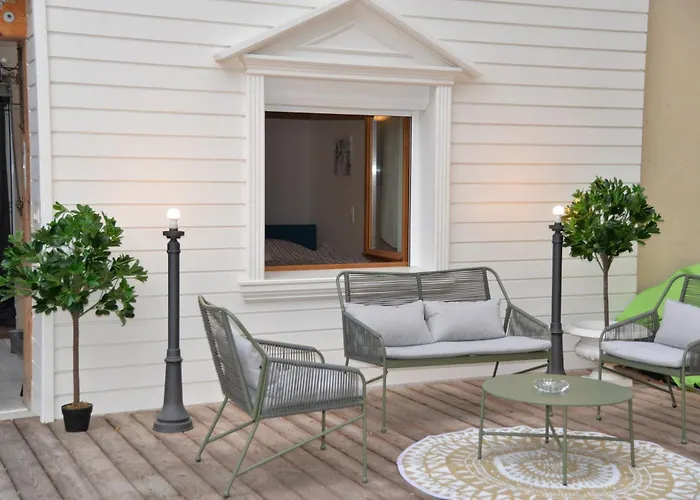 דירה Cosy Avec Grand Terrasse Et Parking בורג-אן-ברס